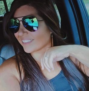 Meet your Posher, Chelsea